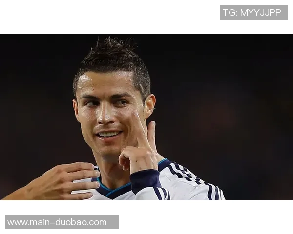 土超锋霸奥斯梅恩欧冠射手榜领跑四轮六球超越哈凯姆五球表现出色 土超锋霸奥斯梅恩欧冠射手榜领跑四轮六球超越哈凯姆五球表现出色