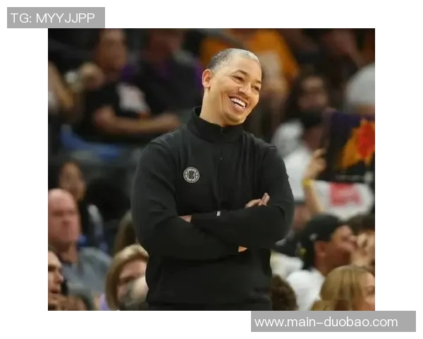 泰伦卢盛赞训练营表现称保罗与大洛展现出色状态 泰伦卢盛赞训练营表现称保罗与大洛展现出色状态