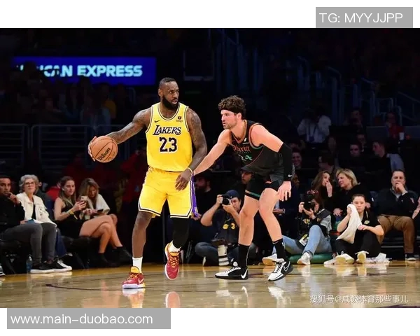 浓眉40分15篮板如同小孩对抗文班迅速进化令全联盟感到绝望