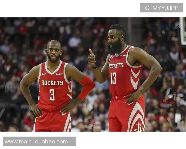 阿里纳斯直言队友不愿听保罗回忆往事引发热议